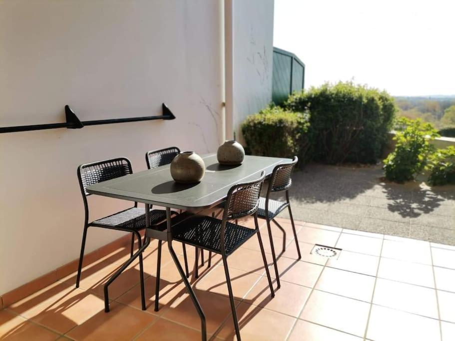 T1 Bis Avec Piscine Vue Golf Et Montagnes Appartement Arcangues Buitenkant foto