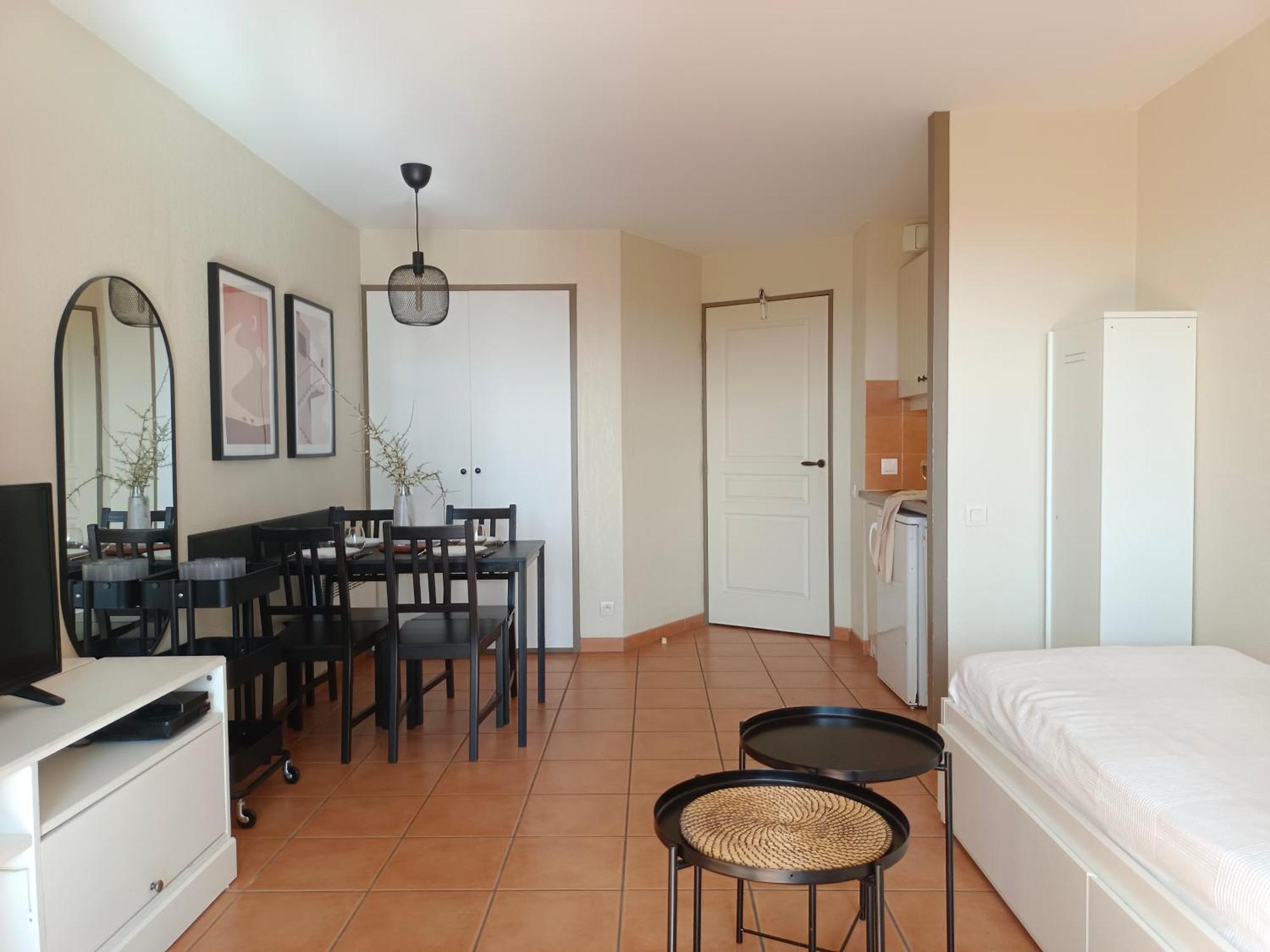 T1 Bis Avec Piscine Vue Golf Et Montagnes Appartement Arcangues Buitenkant foto