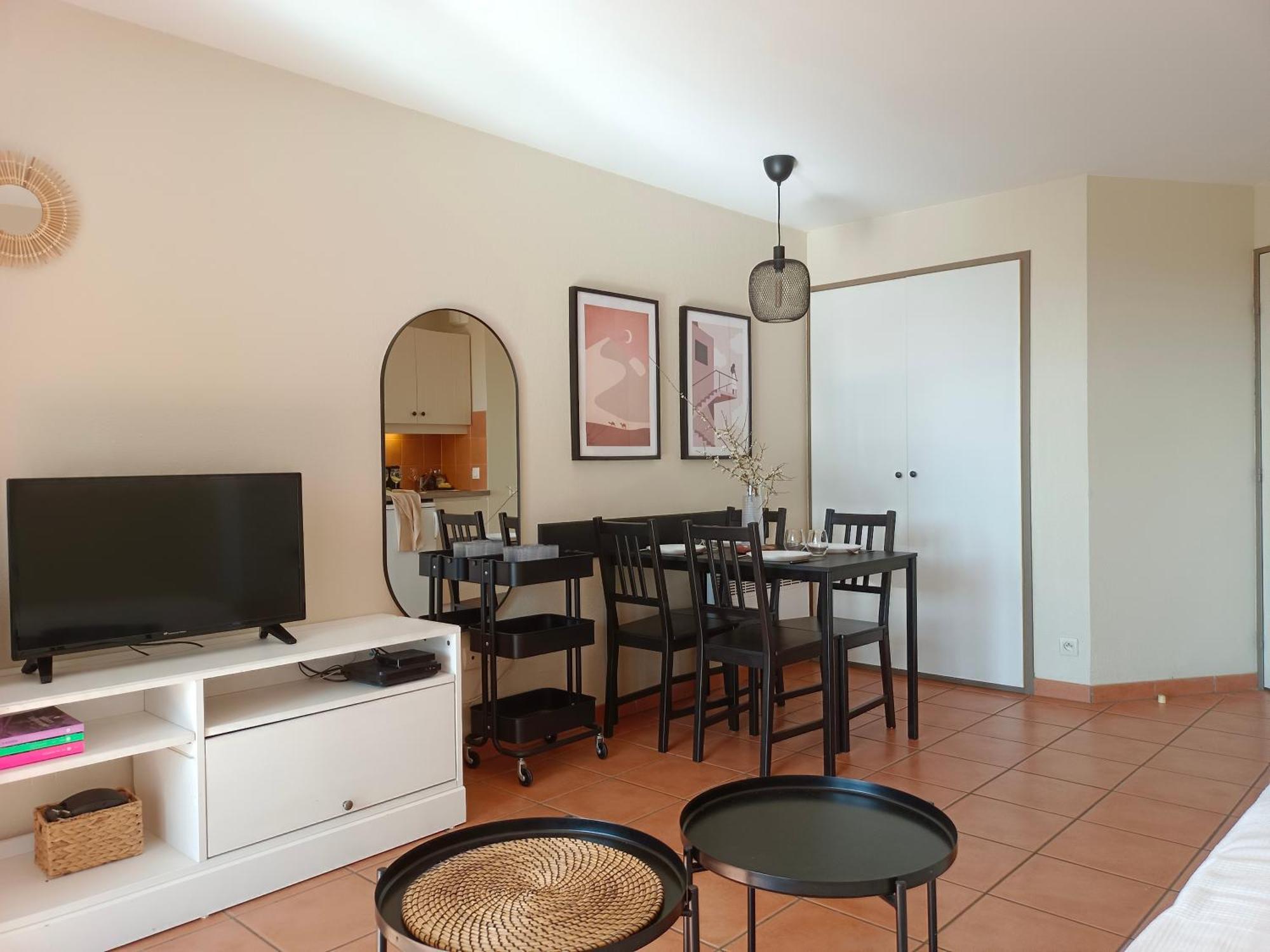 T1 Bis Avec Piscine Vue Golf Et Montagnes Appartement Arcangues Buitenkant foto